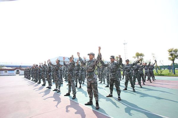 小孩叛逆有什么方法？父母应当怎样正确对待孩子的叛逆？