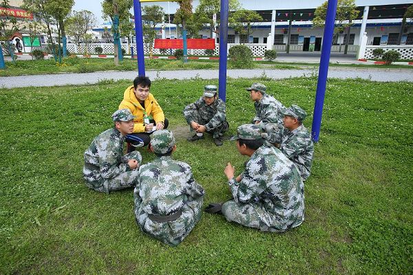 父母应当如何教育厌学的孩子(图1)