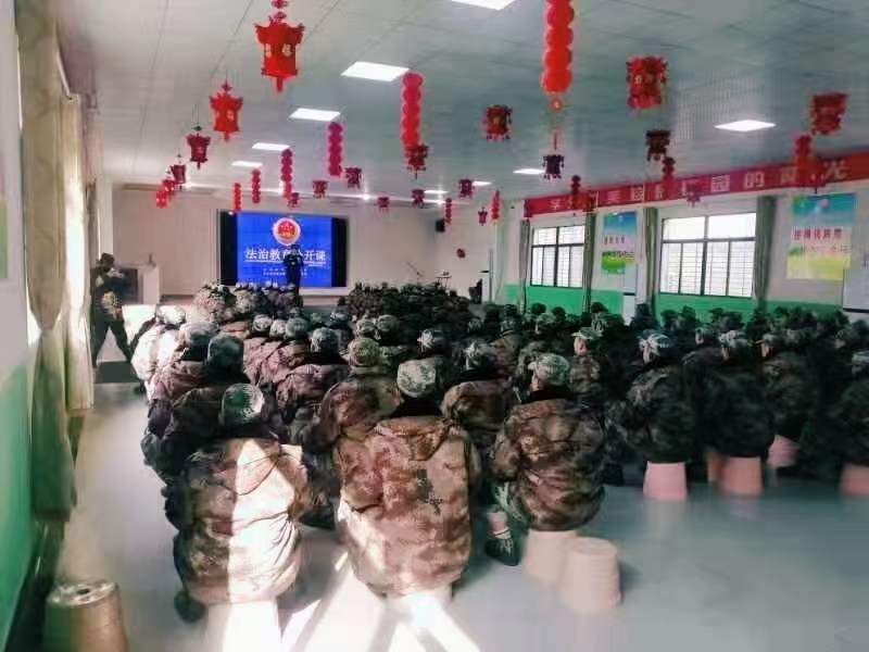 在任何时候都要把握住机会学习，提升自己(图1)